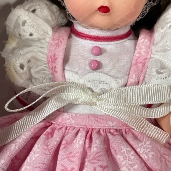 Rare Madame Alexander restrung 8" Wendy's Favorite Fairy Tales NIB/MIB. - Picture 3 of 7